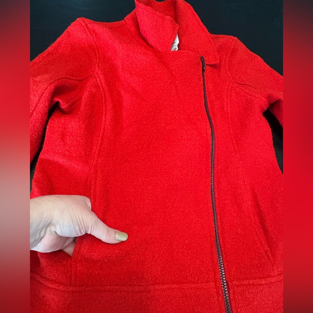 Tahari Wool Blend Red asymmetrical Jacket Womens size XS. NWT - Picture 8 of 12